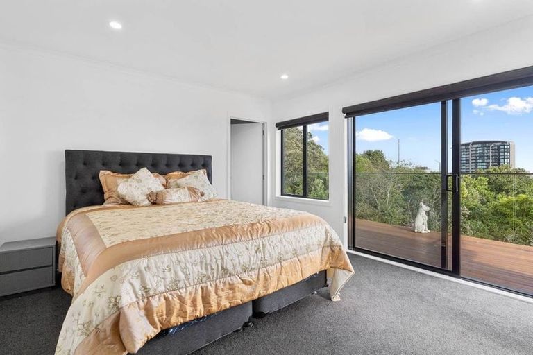 Photo of property in 7 Juvena Place, Clover Park, Auckland, 2019