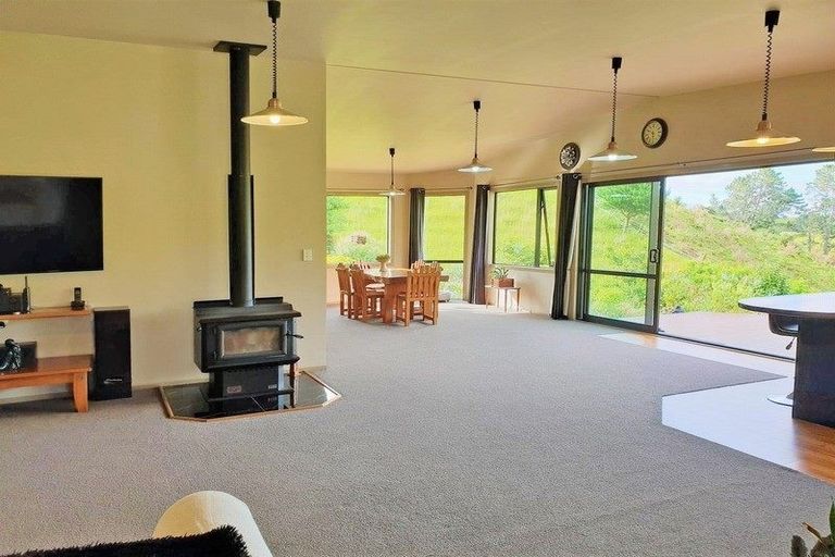 Photo of property in 63a Saxton Road, Upper Vogeltown, New Plymouth, 4371