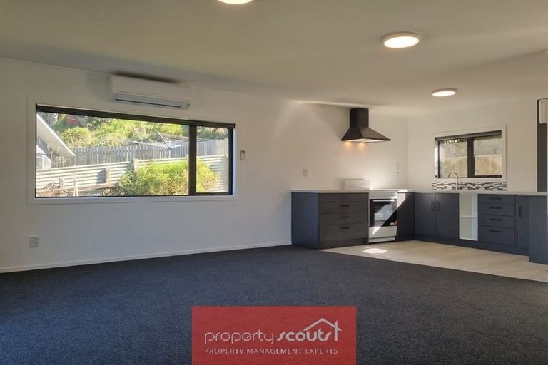 Photo of property in 5d Tahurangi Place, Spotswood, New Plymouth, 4310
