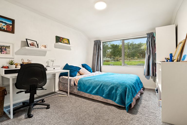 Photo of property in 52 Douglas Street, Allanton, Mosgiel, 9092