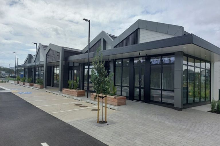 Photo of property in 180 Park Estate Road, Rosehill, Papakura, 2113