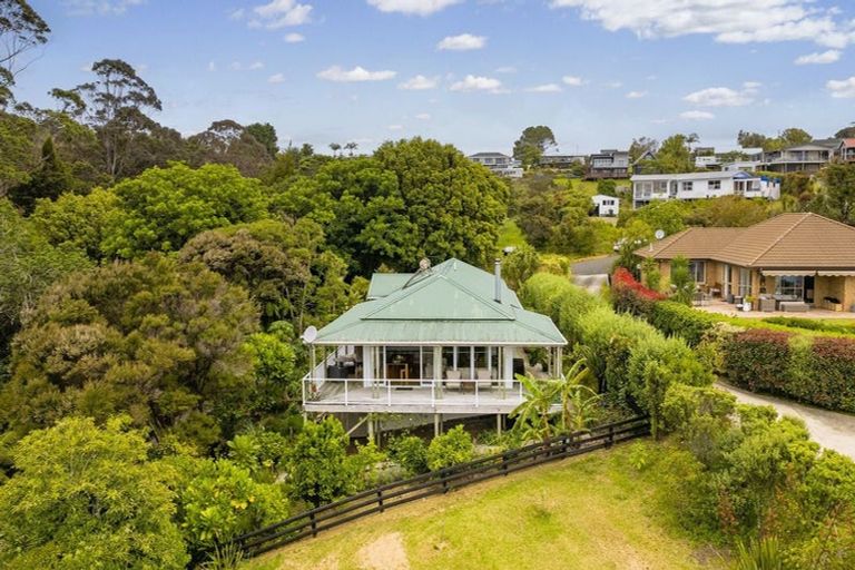 Photo of property in 16 Ranginui Street, Mangonui, 0420