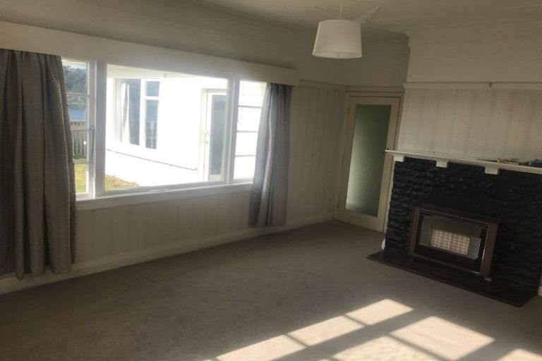 Photo of property in 1 Pahia Street, Roseneath, Wellington, 6021