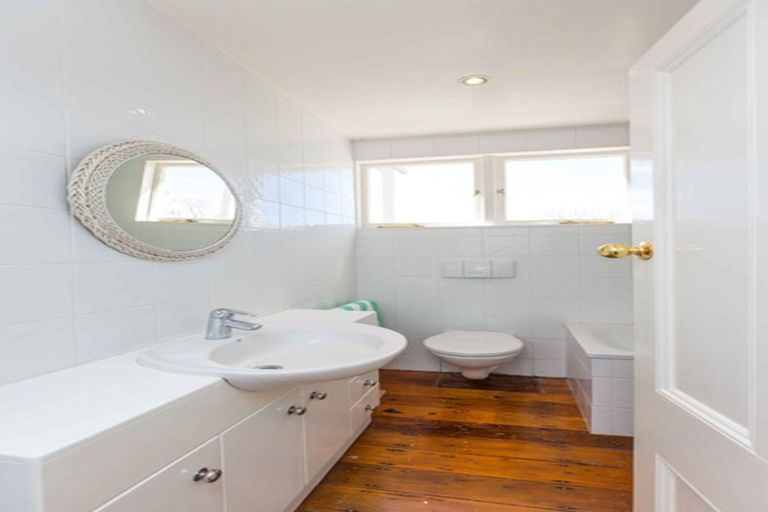 Photo of property in 41 Saint Georges Bay Road, Parnell, Auckland, 1052