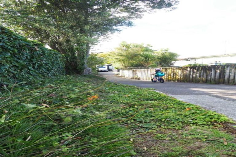 Photo of property in 50a Kitchener Road, Waiuku, 2123