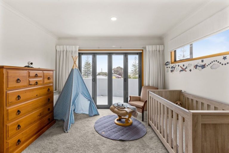 Photo of property in 34 The Esplanade, Westshore, Napier, 4110