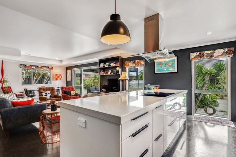 Photo of property in 14 Riverglen Road, Waipu, 0510