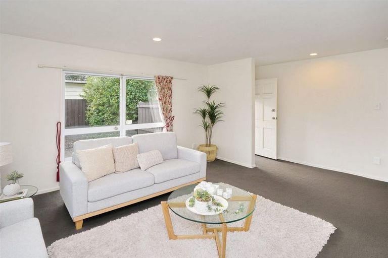 Photo of property in 2/288 Pine Avenue, South New Brighton, Christchurch, 8062