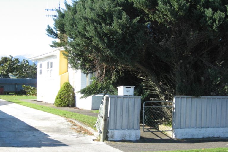 Photo of property in 26 Cobham Street, Levin, 5510