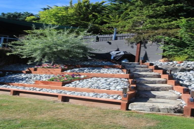 Photo of property in 22a Sutherland Road, Omarama, 9412