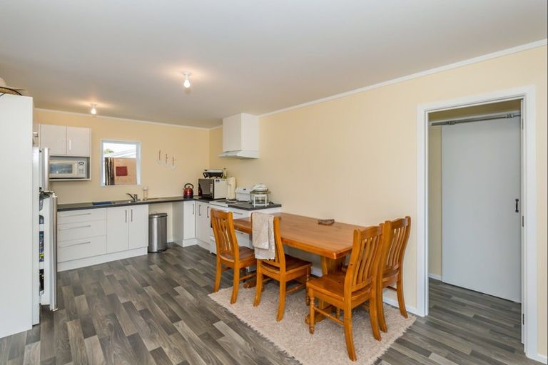 Photo of property in 61 Koputara Road, Himatangi Beach, Foxton, 4891