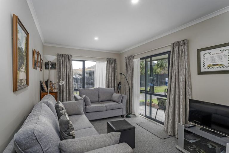 Photo of property in 5 Ocean Beach Road, Tairua, 3508