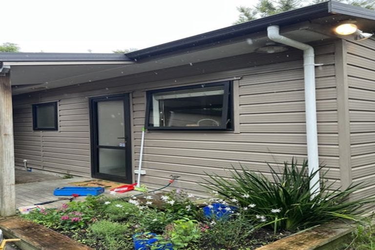 Photo of property in 17 Selwyn Road, Manurewa, Auckland, 2102