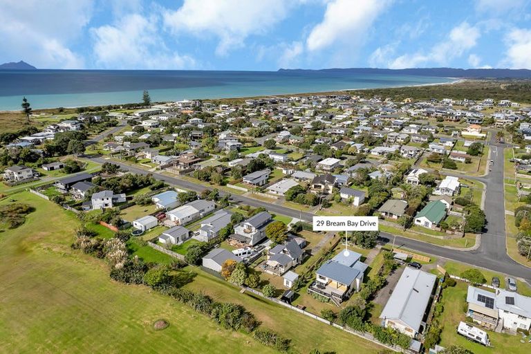 Photo of property in 29 Bream Bay Drive, Ruakaka, 0116