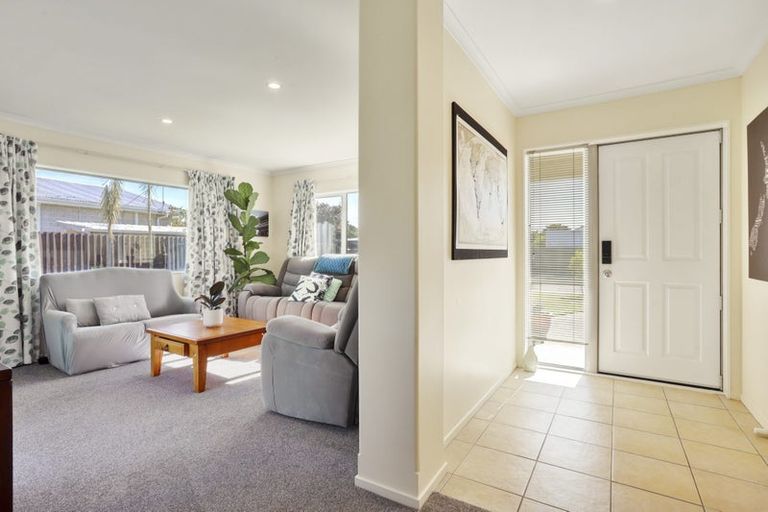 Photo of property in 9 Panckhurst Drive, Woodend, 7610