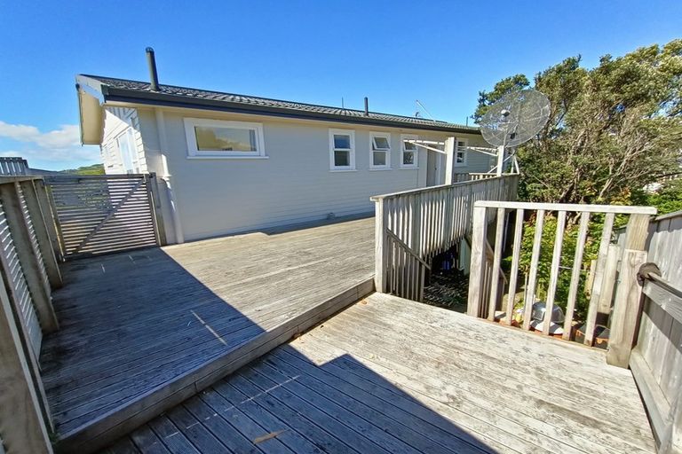Photo of property in 42 Bracken Road, Paparangi, Wellington, 6037