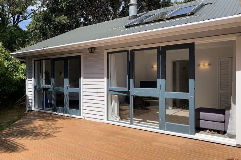 Photo of property in 533a Broadway, Miramar, Wellington, 6022