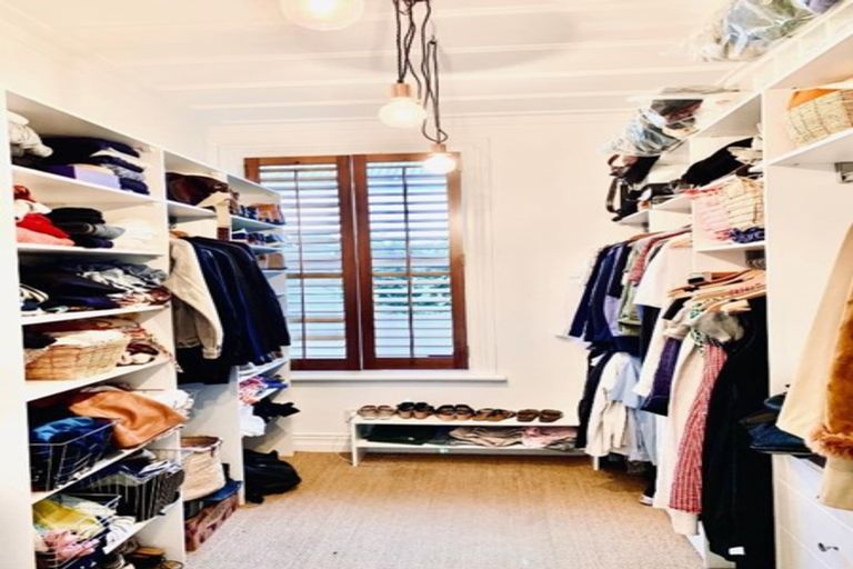 Photo of property in 26 Church Street, Devonport, Auckland, 0624