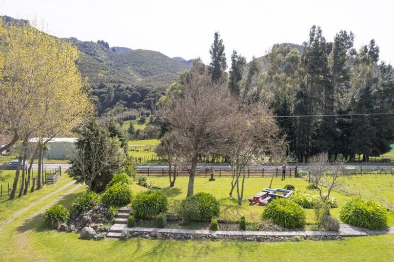 Photo of property in 727 Mikimiki Road, Mikimiki, Masterton, 5881