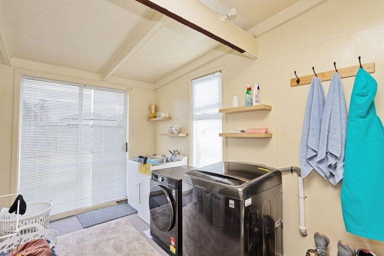 Photo of property in 297 Chelmsford Street, Waverley, Invercargill, 9810