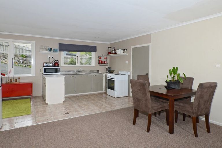 Photo of property in 94 Valley Road, Hikurangi, 0114