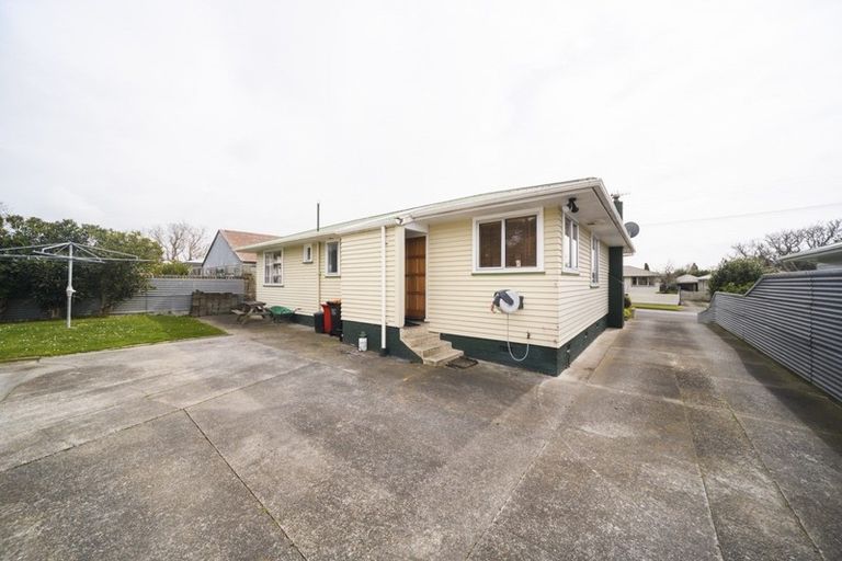 Photo of property in 4 Slacks Road, Awapuni, Palmerston North, 4412