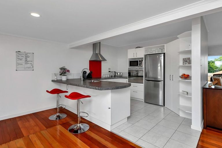 Photo of property in 97 Onerahi Road, Onerahi, Whangarei, 0110