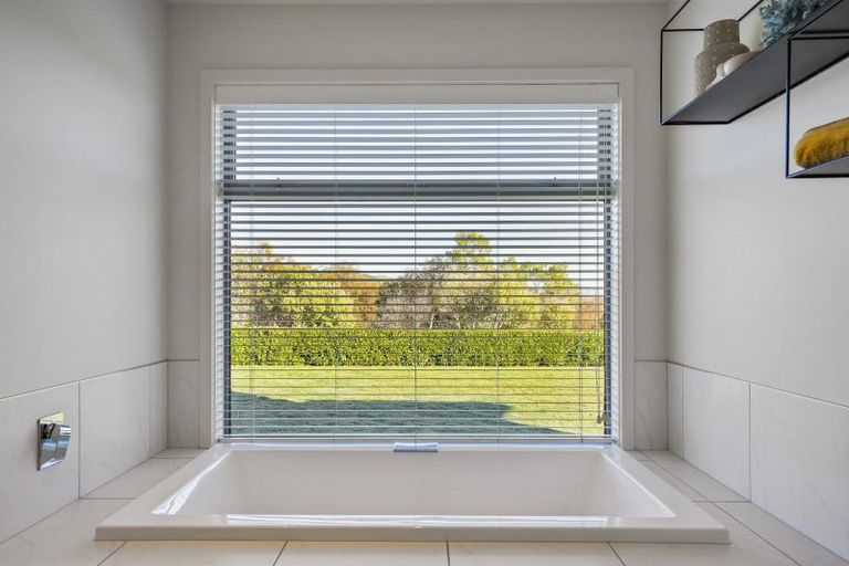 Photo of property in 44 Aintree Road, Havelock North, 4130