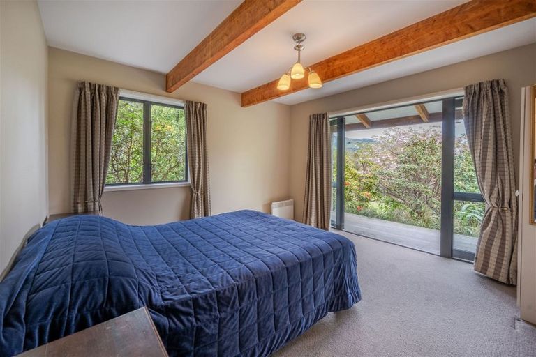 Photo of property in 6888e Christchurch Akaroa Road, Takamatua, 7581