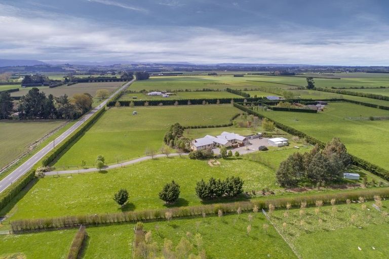 Photo of property in 1344 Poyntzs Road, West Eyreton, Rangiora, 7475