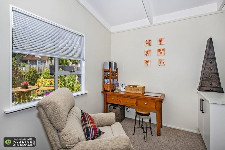 Photo of property in 76 George Street, Hikurangi, 0114