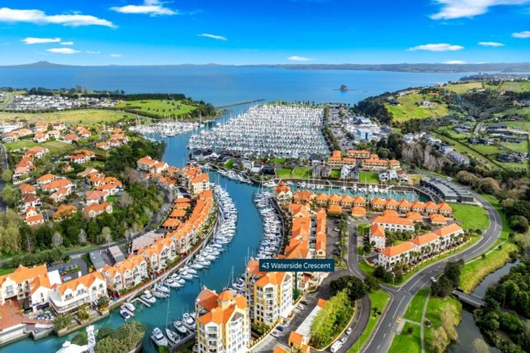 Photo of property in 43 Waterside Crescent, Gulf Harbour, Whangaparaoa, 0930