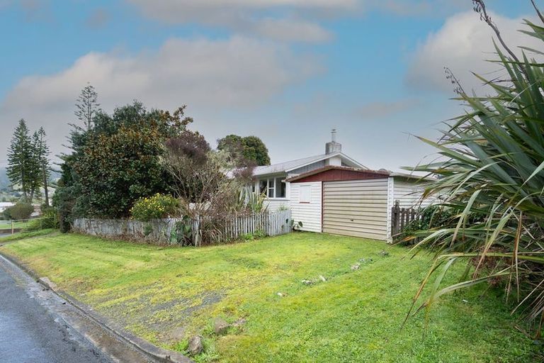 Photo of property in 87 Valley Road, Hikurangi, 0114