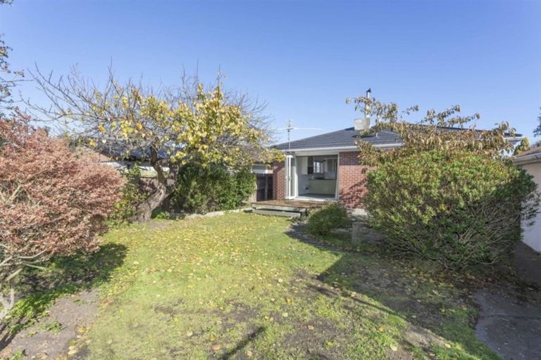 Photo of property in 3 Cromer Place, New Brighton, Christchurch, 8062