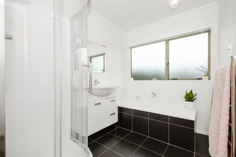 Photo of property in 5/17 Youngs Road, Papakura, 2110