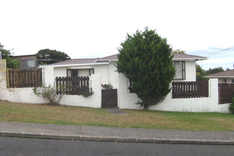 Photo of property in 6 Windy Ridge Road, Glenfield, Auckland, 0629