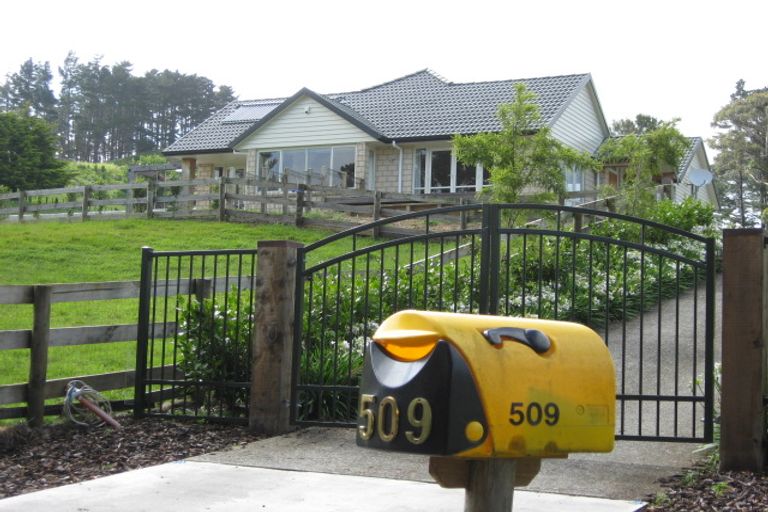 Photo of property in 509 Ponga Road, Opaheke, Papakura, 2584