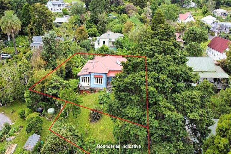 Photo of property in 4 Church Street, Kohukohu, 0491
