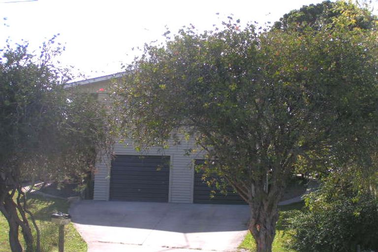 Photo of property in 2/31 Raines Avenue, Forrest Hill, Auckland, 0620