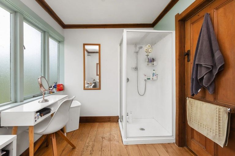 Photo of property in 4 Wallace Road, Temple View, Hamilton, 3289