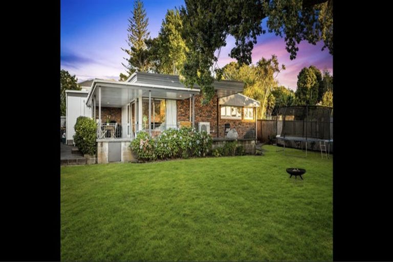 Photo of property in 68b Te Atatu Road, Te Atatu South, Auckland, 0610