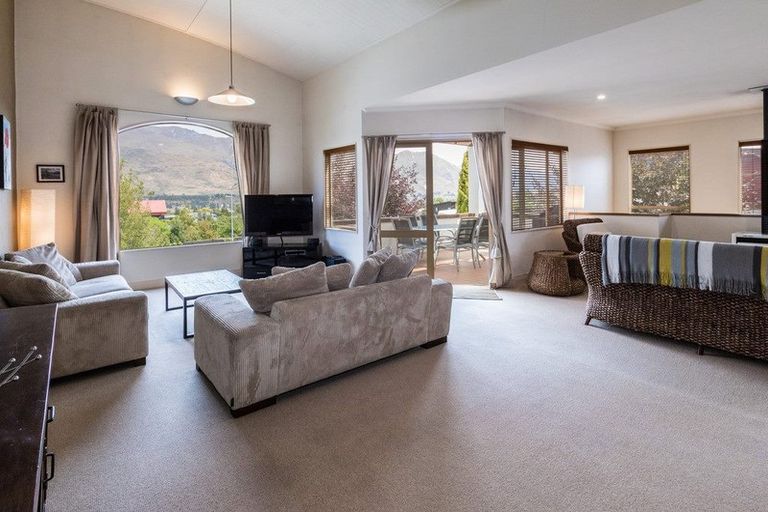 Photo of property in 41a Kings Drive, Wanaka, 9305