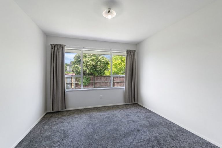 Photo of property in 19 Rutherglen Avenue, Ilam, Christchurch, 8041