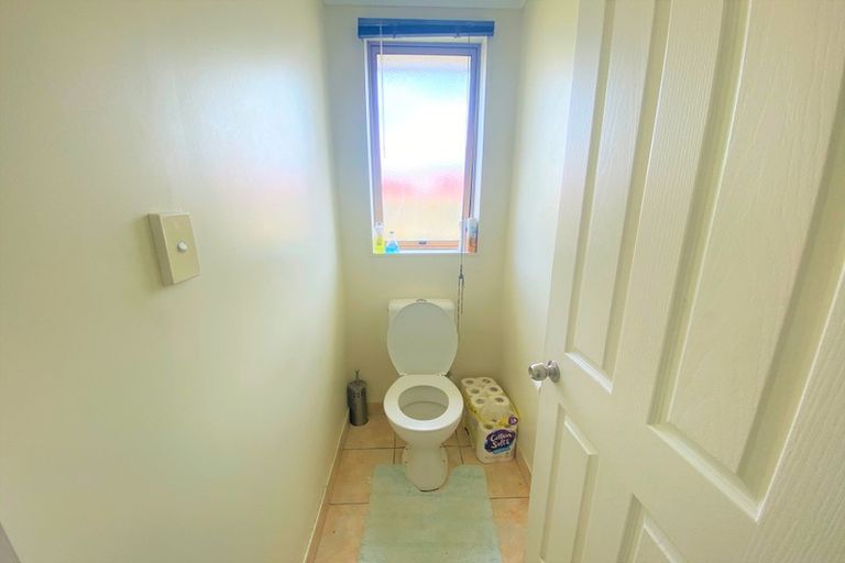 Photo of property in 5 Shah Lane, Mangere, Auckland, 2022