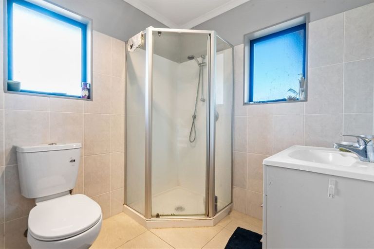 Photo of property in 13 Kokako Rise, Papakura, 2110