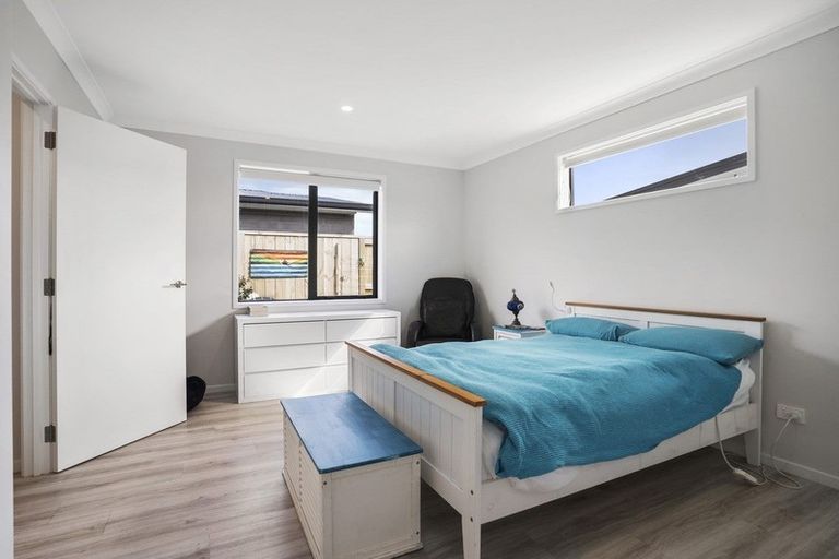 Photo of property in 16b Komata Crescent, Papamoa Beach, Papamoa, 3118