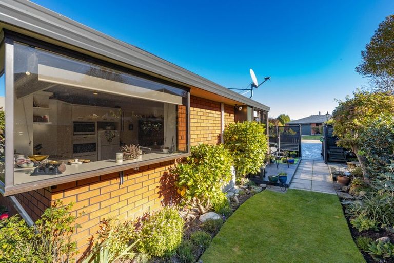 Photo of property in 19a Windsor Court, Rangiora, 7400