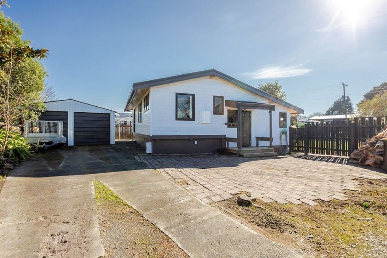 Photo of property in 51 Guy Street, Dannevirke, 4930