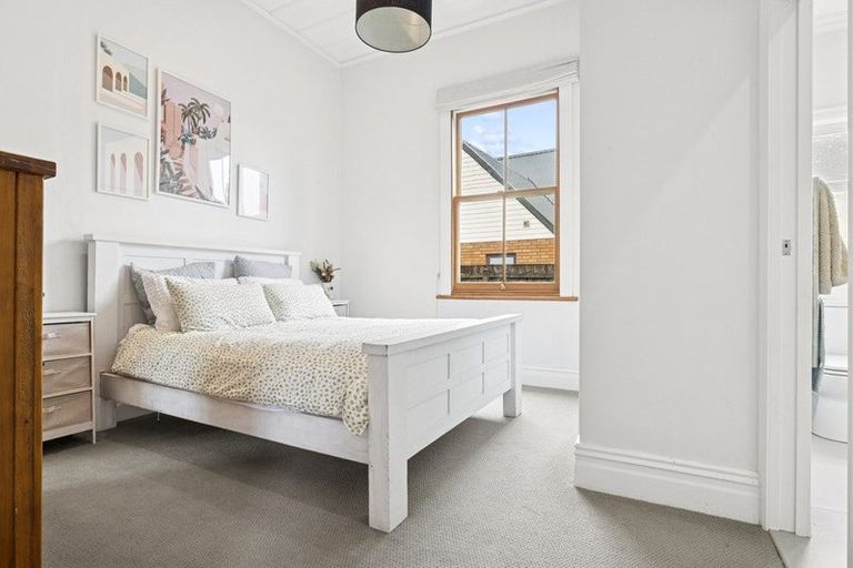 Photo of property in 2/93 Harris Street, Pukekohe, 2120