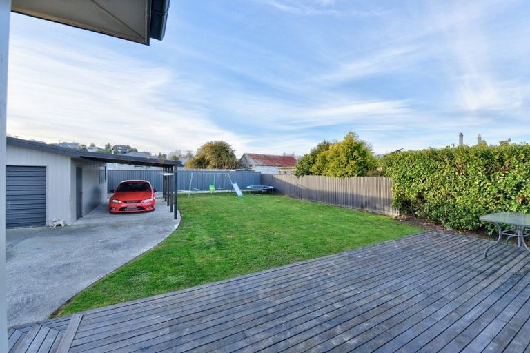 Photo of property in 15 Irving Street, Gore, 9710